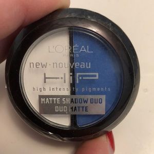 L’Oreal matte shadow duo